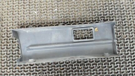 Молдинг (накладка кузовная), Подножки левое передн