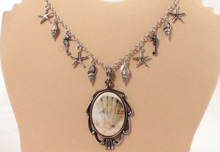 Колье Морские ракушки