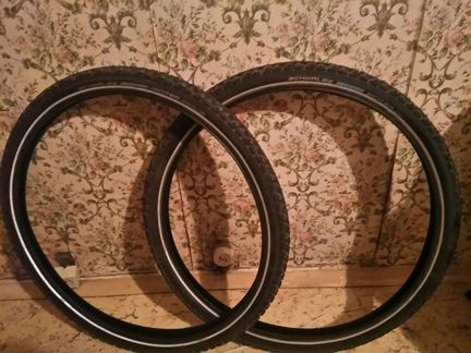 Покрышки зимние с шипами для велосипеда