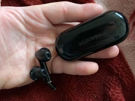 Беспроводные наушники