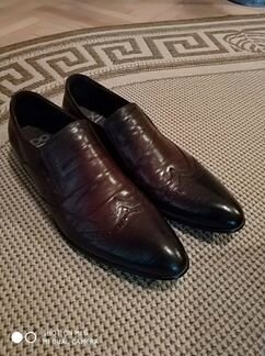 Продаются мужские туфли