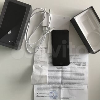 Телефон iPhone 8 64GB