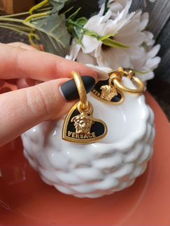 Серьги Версаче Versace