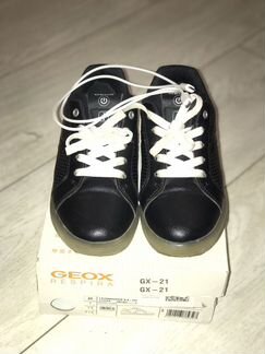 Geox respira светящиеся
