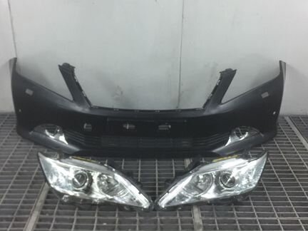 Toyota Camry v50 Бампер передний