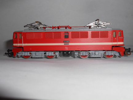 Железная дорога тт(1:120), электровоз Е11 022