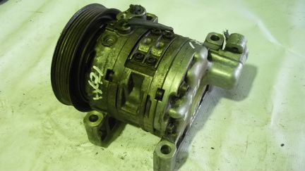Компрессор кондиционера на Nissan SR-18