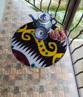 Столик кофейный из эпоксидной смолы