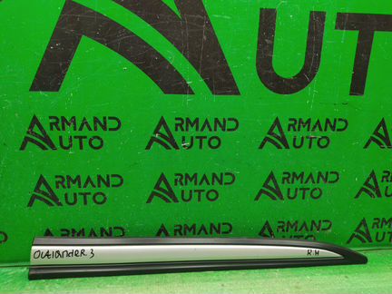 Накладка двери передняя правая Mitsubishi