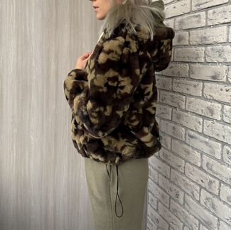 Шубка/ куртка Bershka