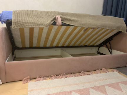 Кровать с матрасом Magniflex