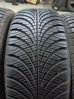 225/60/17 Goodyear vector 4 seasons
