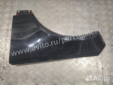 Крыло переднее левое Land Rover Range Rover Vogue