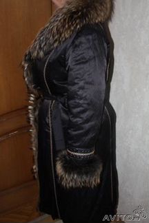 Зимнее пальто с мехом Енота -м.Коломенская