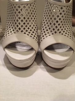 Босоножки Casadei 37 размер