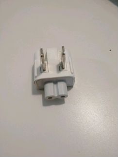 Деталь з/у iPad-американца