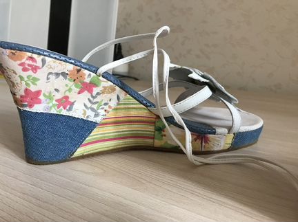 Босоножки кожа р.39