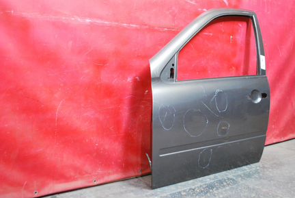 Дверь передняя левая Лада Гранта