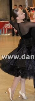 Платье для бальных танцев (стандарт, юниоры 1)