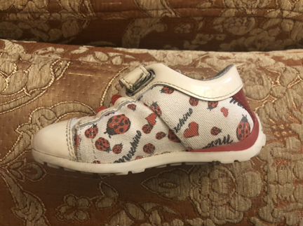 Ботиночки детские moschino