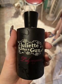 Juliette has a gun