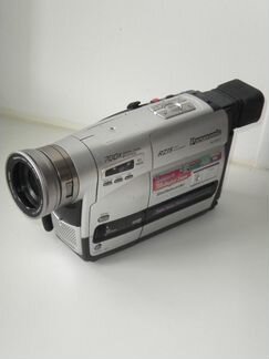 Японская видеокамера Panasonic NV-RZ15