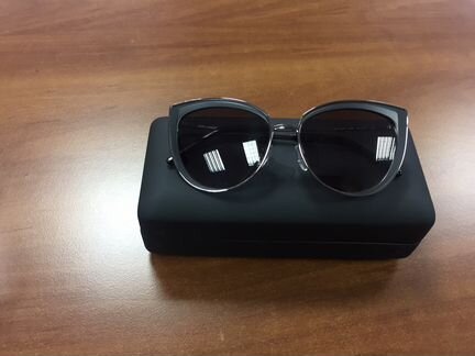 Продам очки Karl Lagerfeld