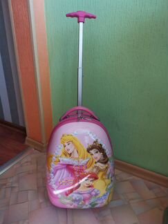 Детский пластиковый чемодан с принцессами