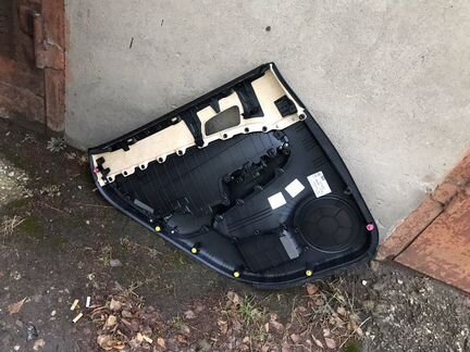 Hyundai i30 1-ого поколения обшивка правая задняя