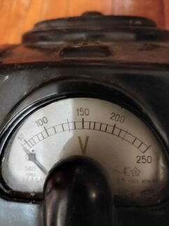 Регулятор напряжения