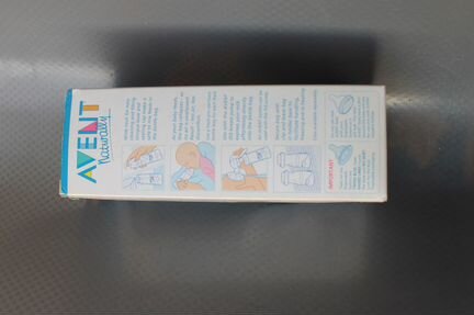 Бутылка для молокоотсоса и кормления Avent