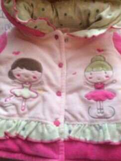 Костюм,курточка и брючки