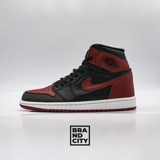 Nike Air Jordan 1 Retro Bred 