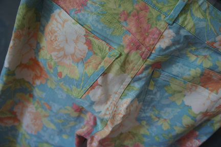 Новые брюки из хлопка