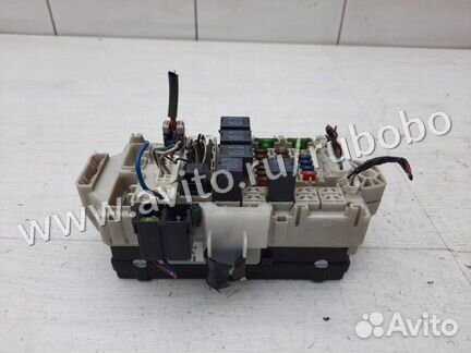 Блок предохранителей салонный Mitsubishi Galant 8