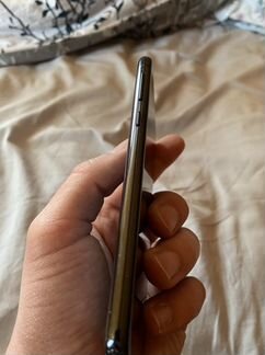 Телефон Samsung Galaxy S10e