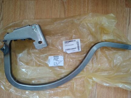 Петля правая крышки багажника Поло седан (рестайл)