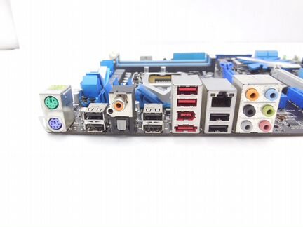 Материнская плата asus P7P55D PRO