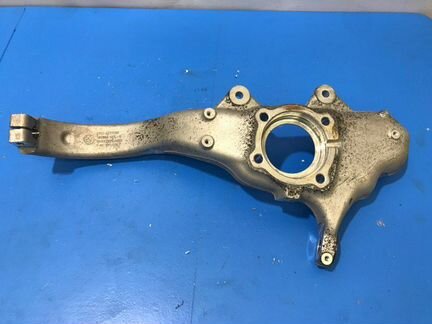 Кулак передний левый Bmw X5 F15 N57 2015