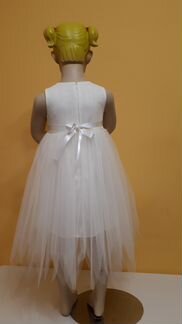 Детское платье возраст 3-4 года