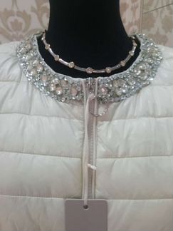 Пуховик белый осень 56 камни пайетки