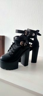 Ботинки женские