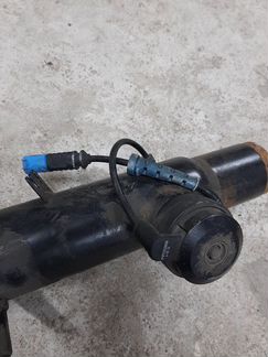 Стойка амортизатора передняя правая Bmw X5 F15 3.0