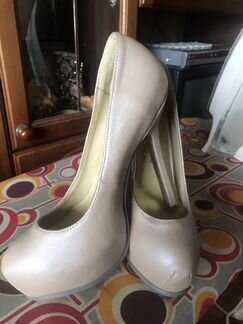 Туфли новые, бежевые