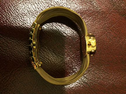 Nina Ricci,Швейцария.Женские часы