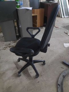 Компьютерное кресло