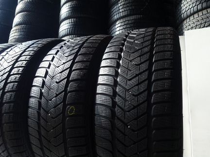 235 35 19 Pirelli Winter Sottozero 3 q R19