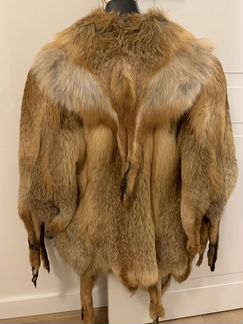 Шуба-жилет из меха лисы