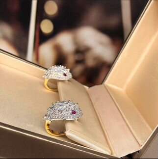 Коллекция Bvlgari Luxury серьги. браслет