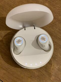 Наушники JBL